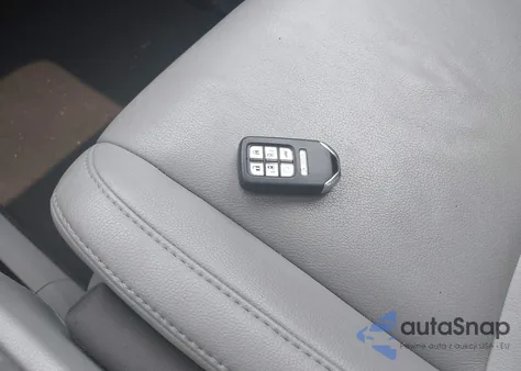 2020 Honda Odyssey Ex-L/Ex-L W/Navi Res z USA, uszkodzony, nr VIN 5FNRL6H77LB051097